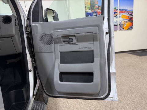 2014 Ford E-Series E-250