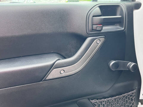 2017 Jeep Wrangler Sport