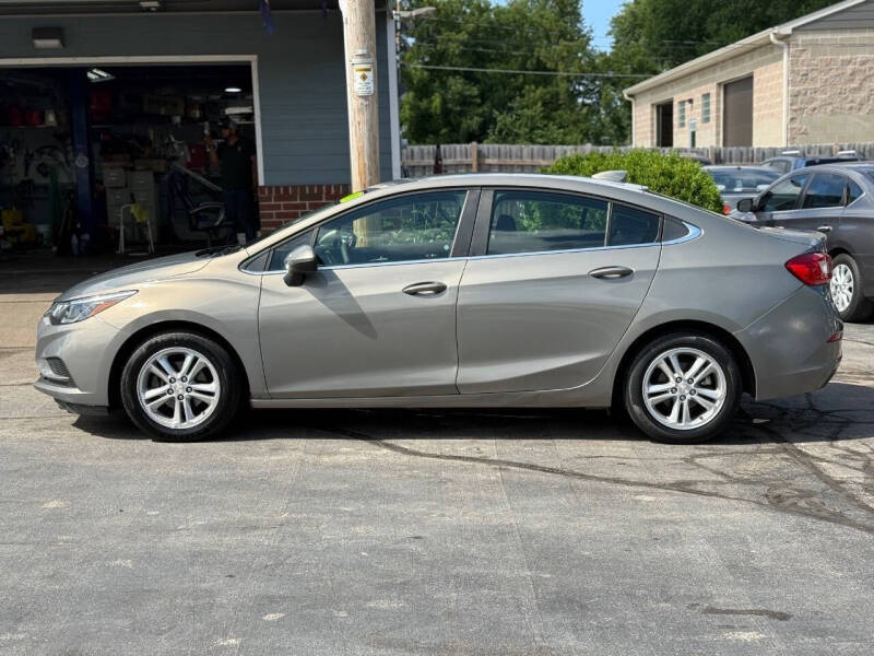 2018 Chevrolet Cruze LT Auto