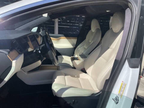 2020 Tesla Model X Long Range