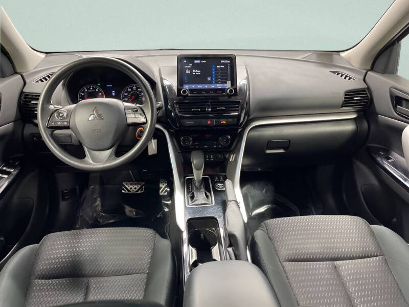 2023 Mitsubishi Eclipse Cross LE