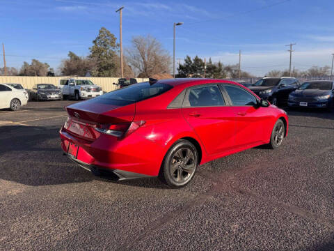 2022 Hyundai Elantra SEL