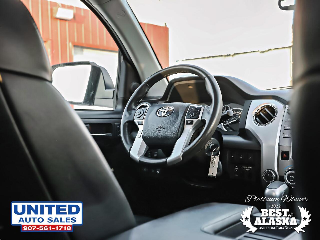 2017 Toyota Tundra Platinum 4x4 4dr CrewMax Cab Pickup SB (5.7L V8) 40