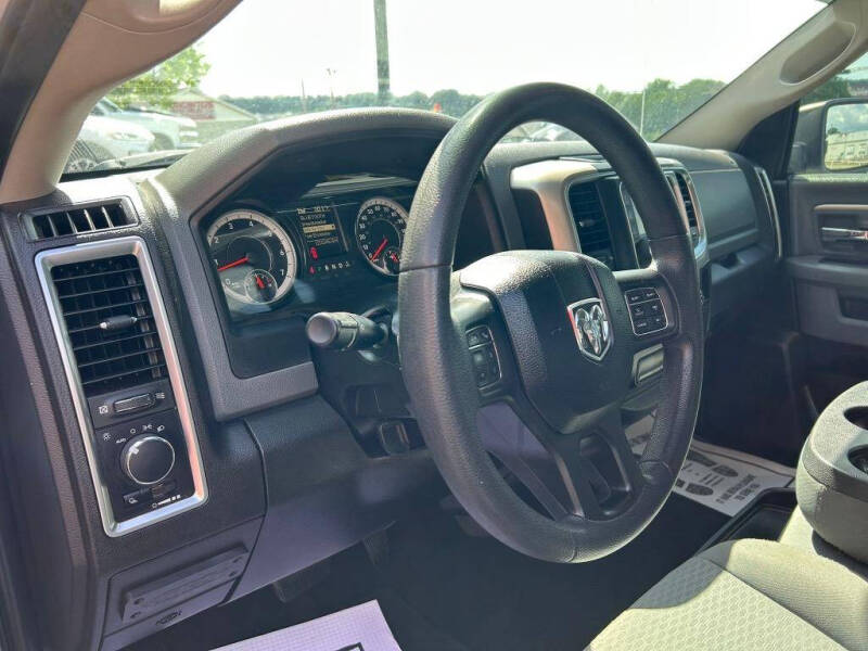 2019 RAM 1500 Classic SLT