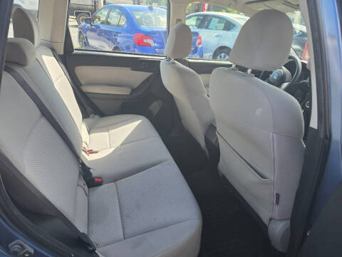 2016 Subaru Forester 2.5i