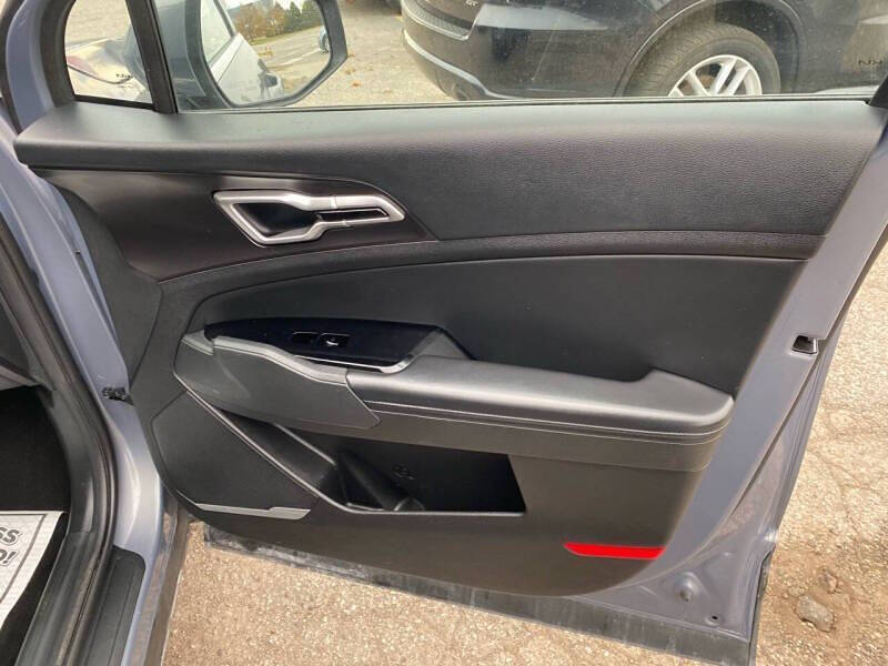 2024 Kia Sportage EX