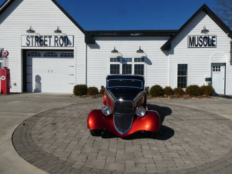 1933 Ford Custom Deluxe