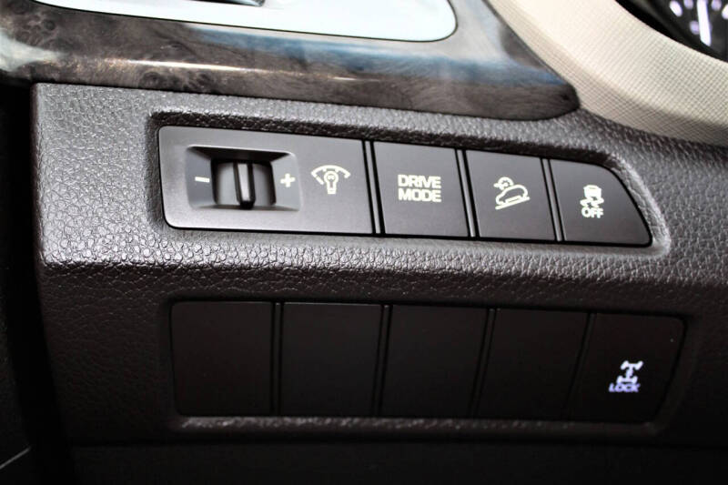 2018 Hyundai Santa Fe SE