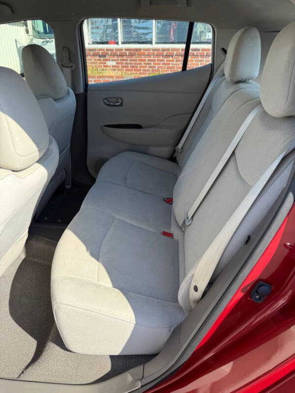 2012 Nissan LEAF SV