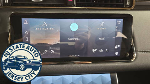 2023 Land Rover Range Rover Evoque P250 R-Dynamic SE