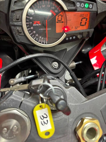 2016 Suzuki GSX-R1000