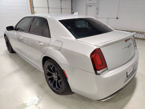 2019 Chrysler 300 S
