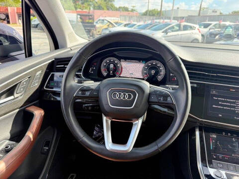 2021 Audi Q7 quattro Premium Plus 55 TFSI
