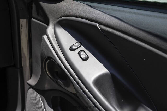 2003 Ford Mustang Mach 1 Premium