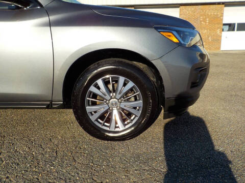 2020 Nissan Pathfinder S