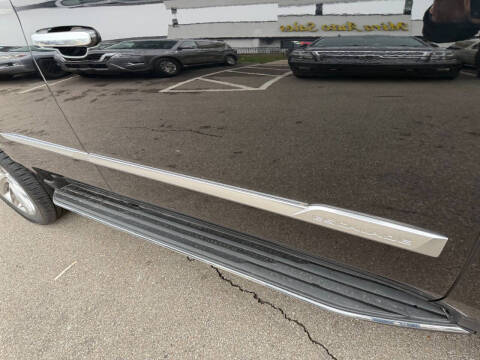 2019 Cadillac Escalade Luxury