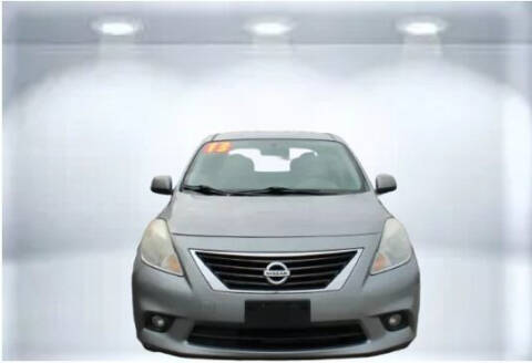 2013 Nissan Versa 1.6 SL