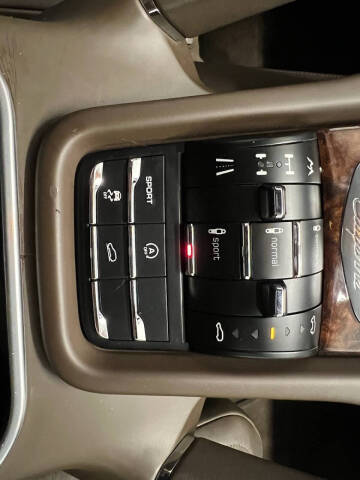 2011 Porsche Cayenne Turbo