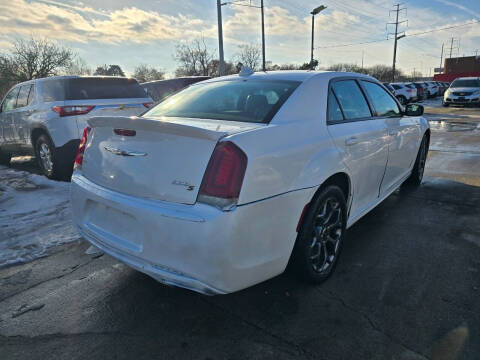 2017 Chrysler 300 S Alloy Edition