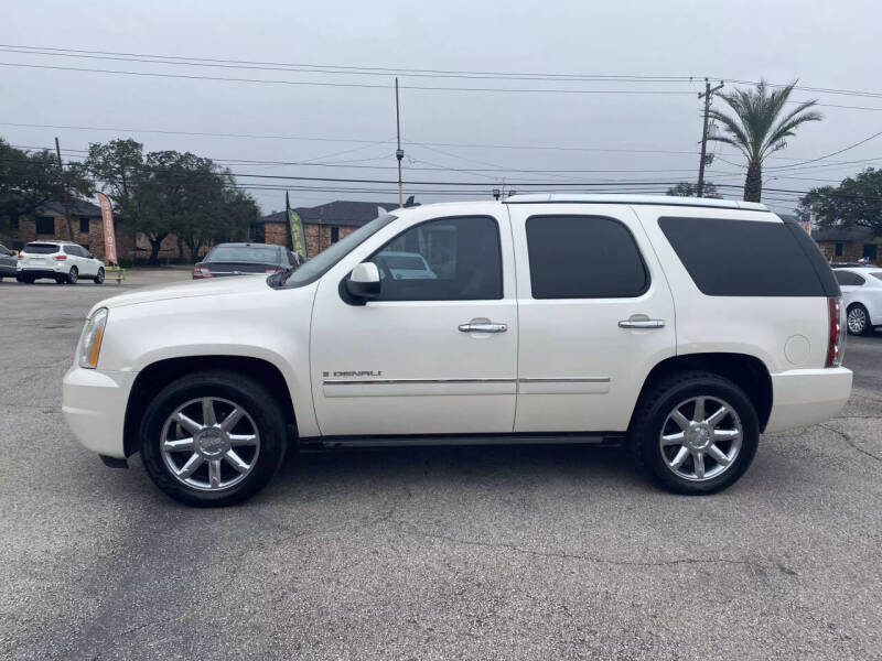 2009 GMC Yukon Denali