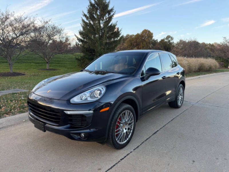2016 Porsche Cayenne Base's photo