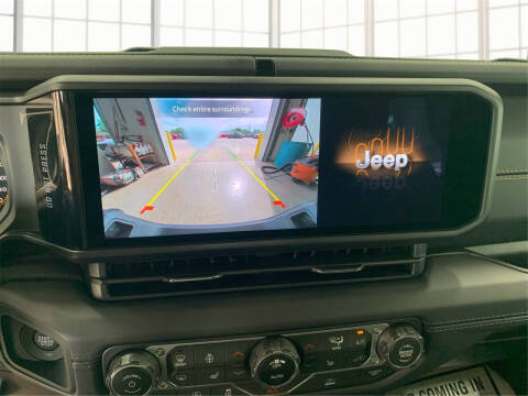 2025 Jeep Gladiator High Tide