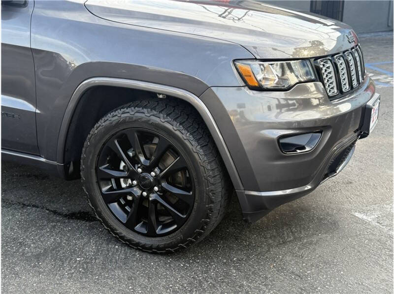 2018 Jeep Grand Cherokee Altitude