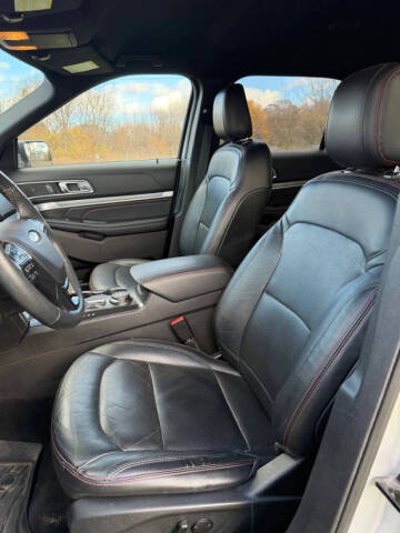 2019 Ford Explorer Sport