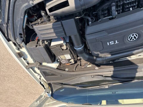 2017 Volkswagen Passat 1.8T SE