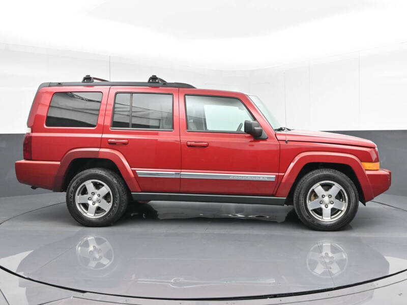 2010 Jeep Commander Sport