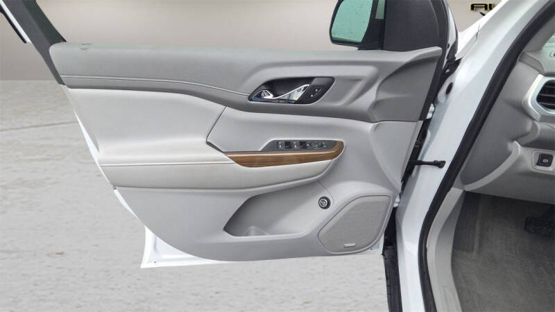 2019 GMC Acadia SLE-2