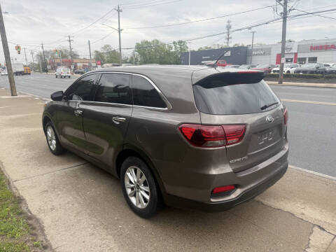 2019 Kia Sorento LX