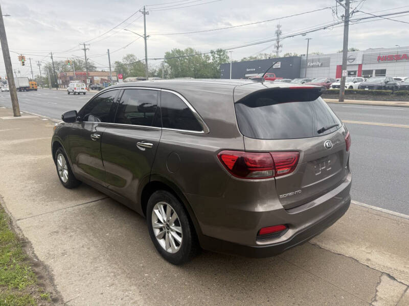 2019 Kia Sorento LX
