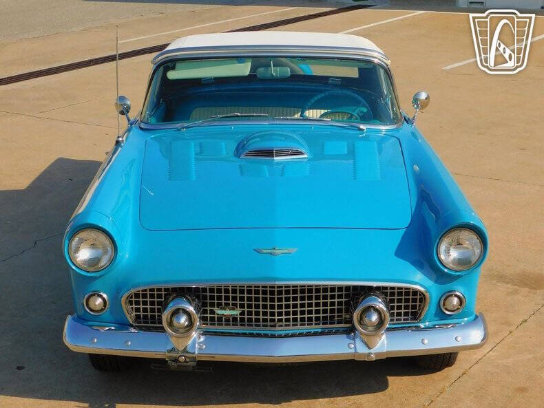 1956 Ford Thunderbird