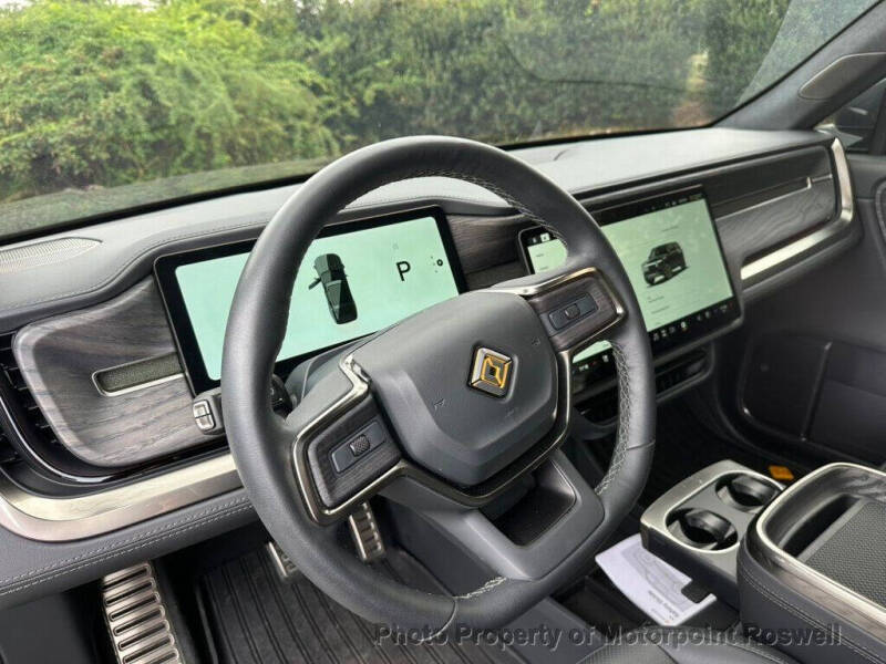 2023 Rivian R1S Adventure