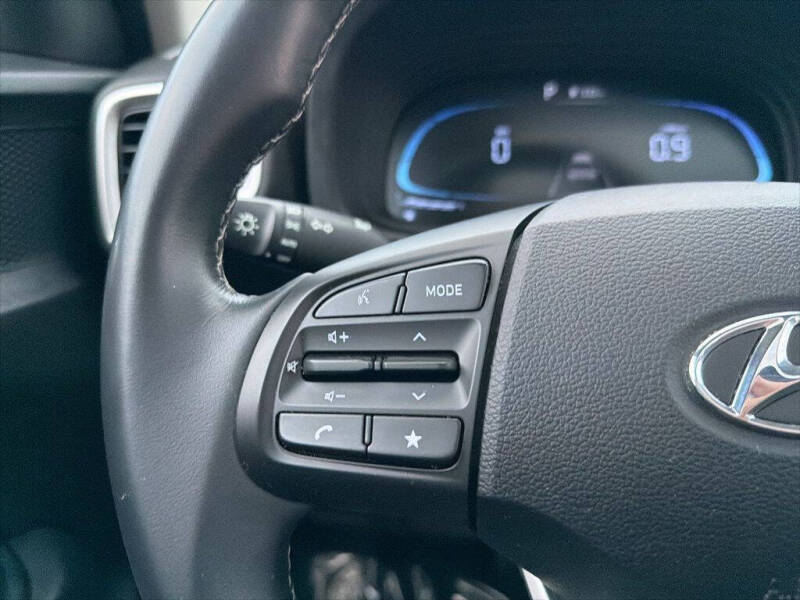 2024 Hyundai Venue SEL