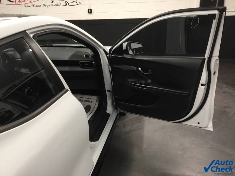 2021 Hyundai Veloster