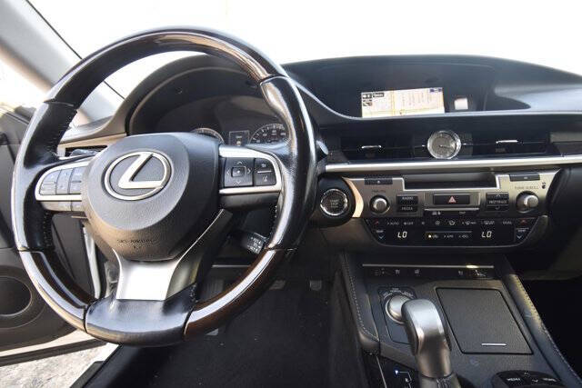 2016 Lexus ES 350
