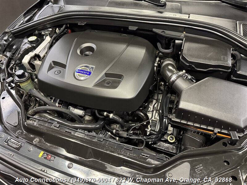 2015 Volvo XC60 T5 Drive-E Platinum