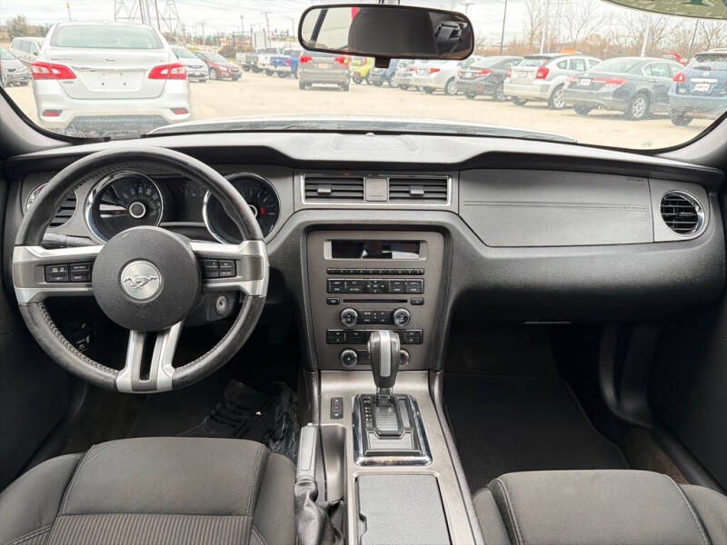 2014 Ford Mustang V6