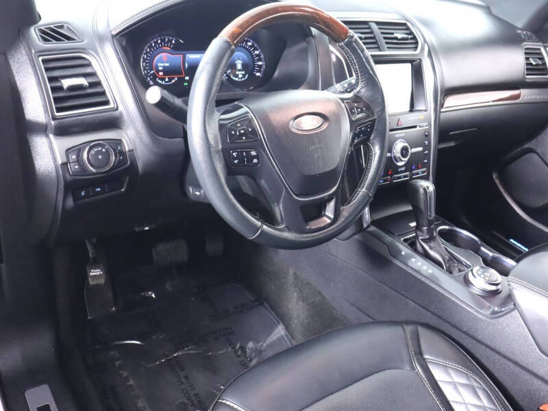 2018 Ford Explorer Platinum