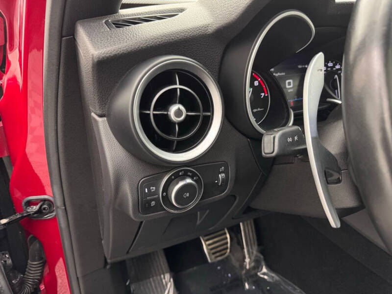 2022 Alfa Romeo Stelvio Sprint