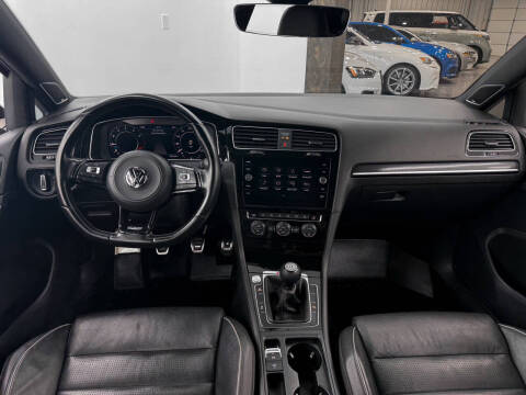 2018 Volkswagen Golf R 4Motion