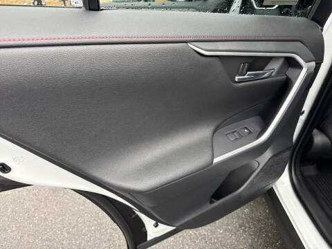 2025 Toyota RAV4 Plug-in Hybrid XSE