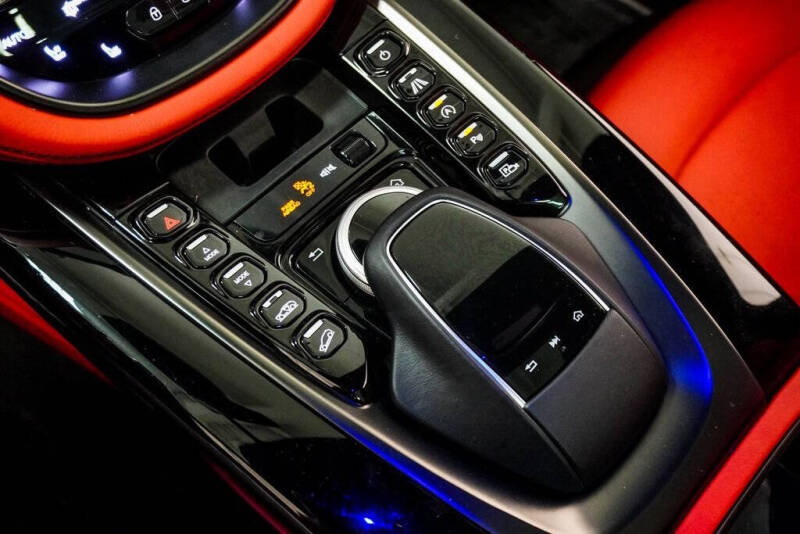 2021 Aston Martin DBX