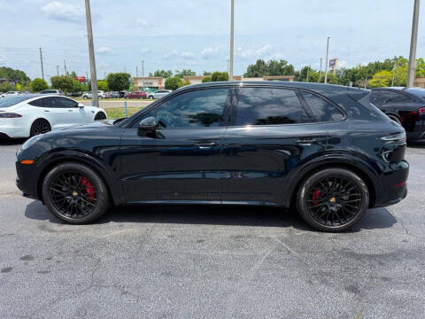 2023 Porsche Cayenne GTS