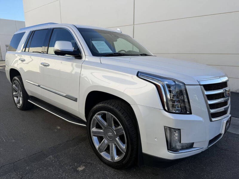 2020 Cadillac Escalade Premium Luxury