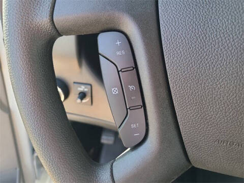 2025 Chevrolet Express 2500