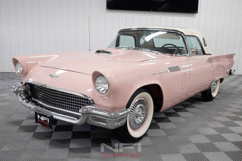 1957 Ford Thunderbird