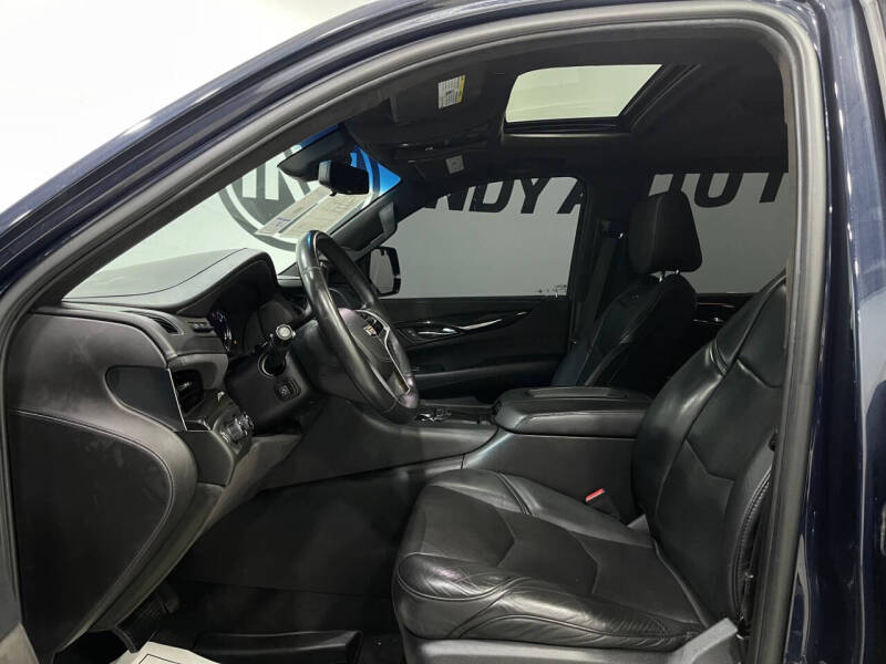 2018 Cadillac Escalade Platinum